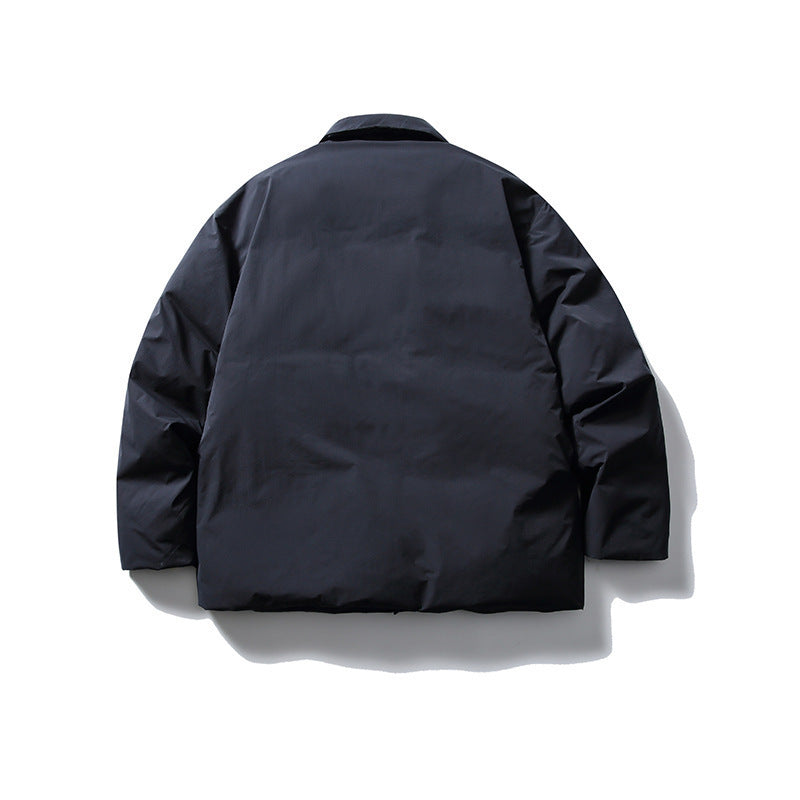Herren Kurz geschnittene Thermo‑Pufferjacke im Boxy‑Cut mit Hemdkragen und verdeckter Druckknopfleiste Echo Archiv