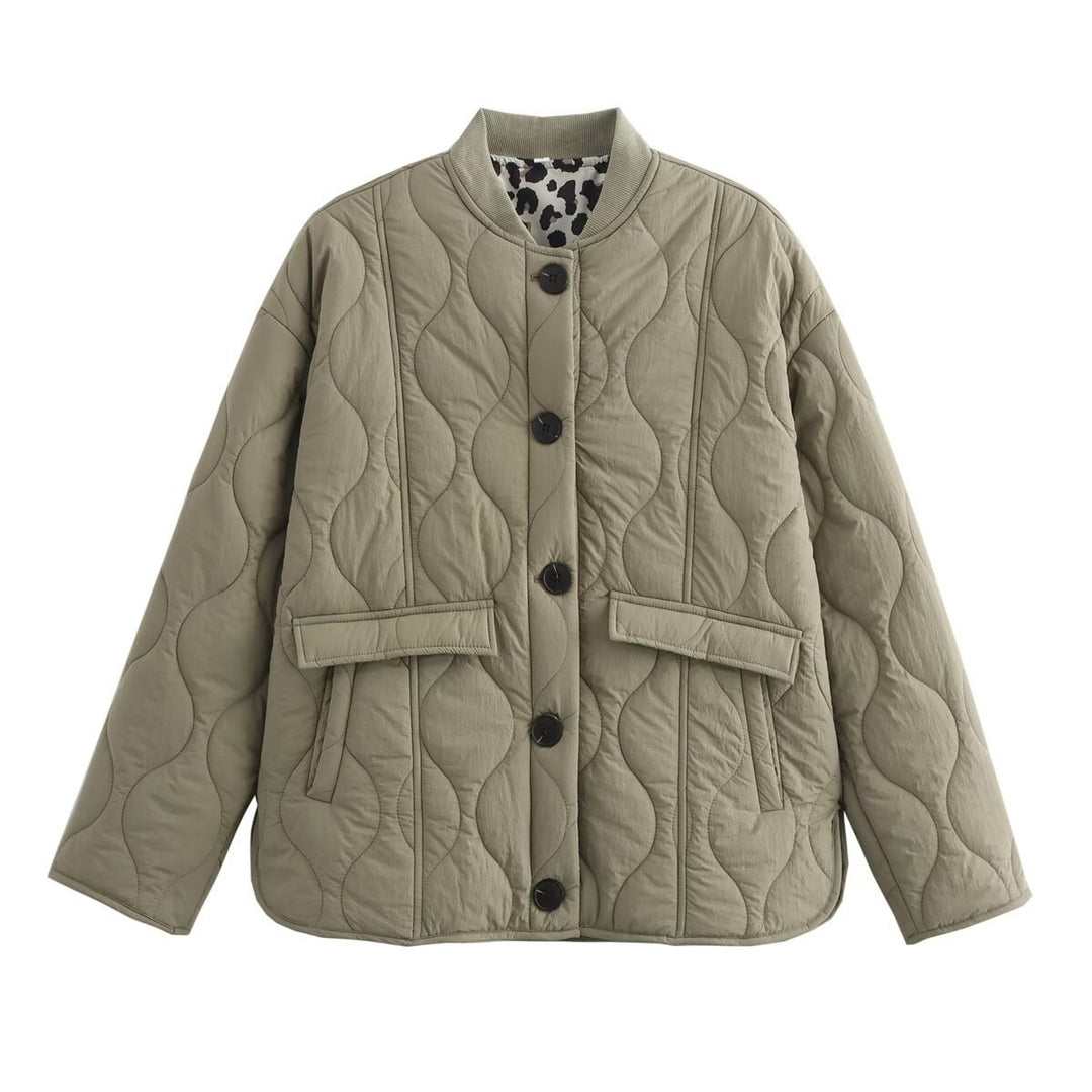 Damen Wattierte Steppjacke mit Rundhalsausschnitt, Pattentaschen und Wendefutter Echo Archiv