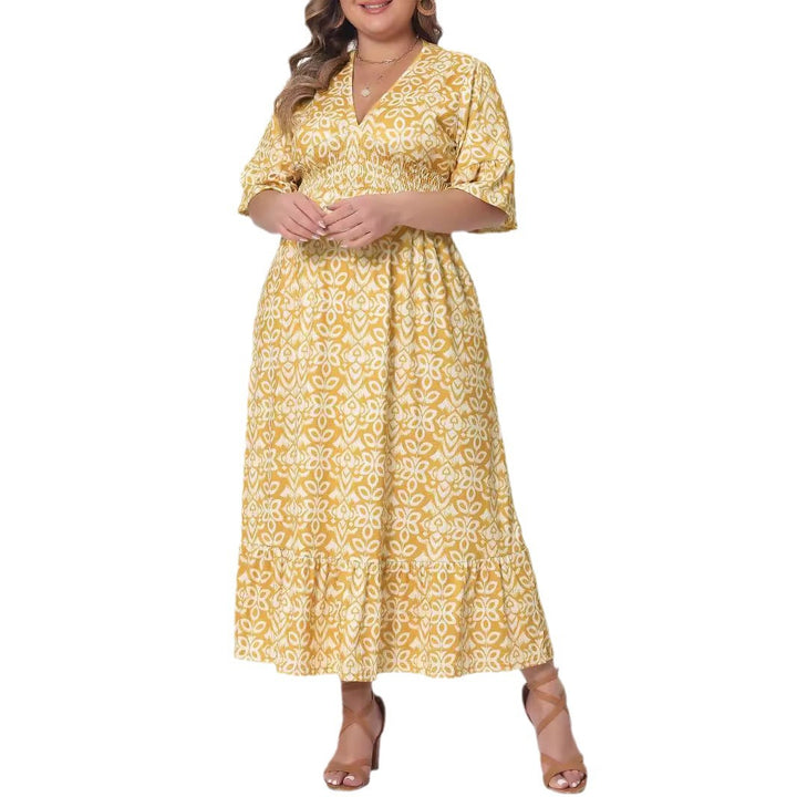 Damen Midikleid in A‑Linie mit grafischem Allover‑Print, geraffter Taillenpartie und Volantstufen Echo Archiv