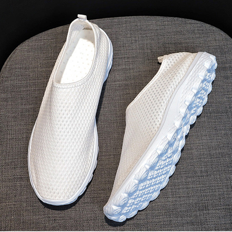Damen Verspielte Slip-On Sneakers mit medizinischem Cartoon-Print, atmungsaktivem Mesh und gepolsterter Memory-Sohle – Névara