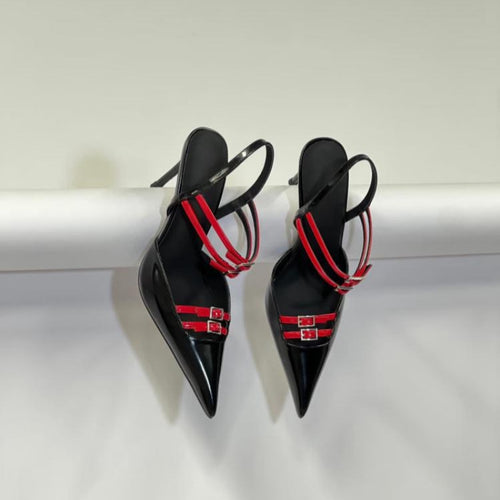 Damen Spitz zulaufende Slingback‑Pumps in Lackoptik mit mehrreihigen Zierriemen und verstellbaren Schnallen – Lioré