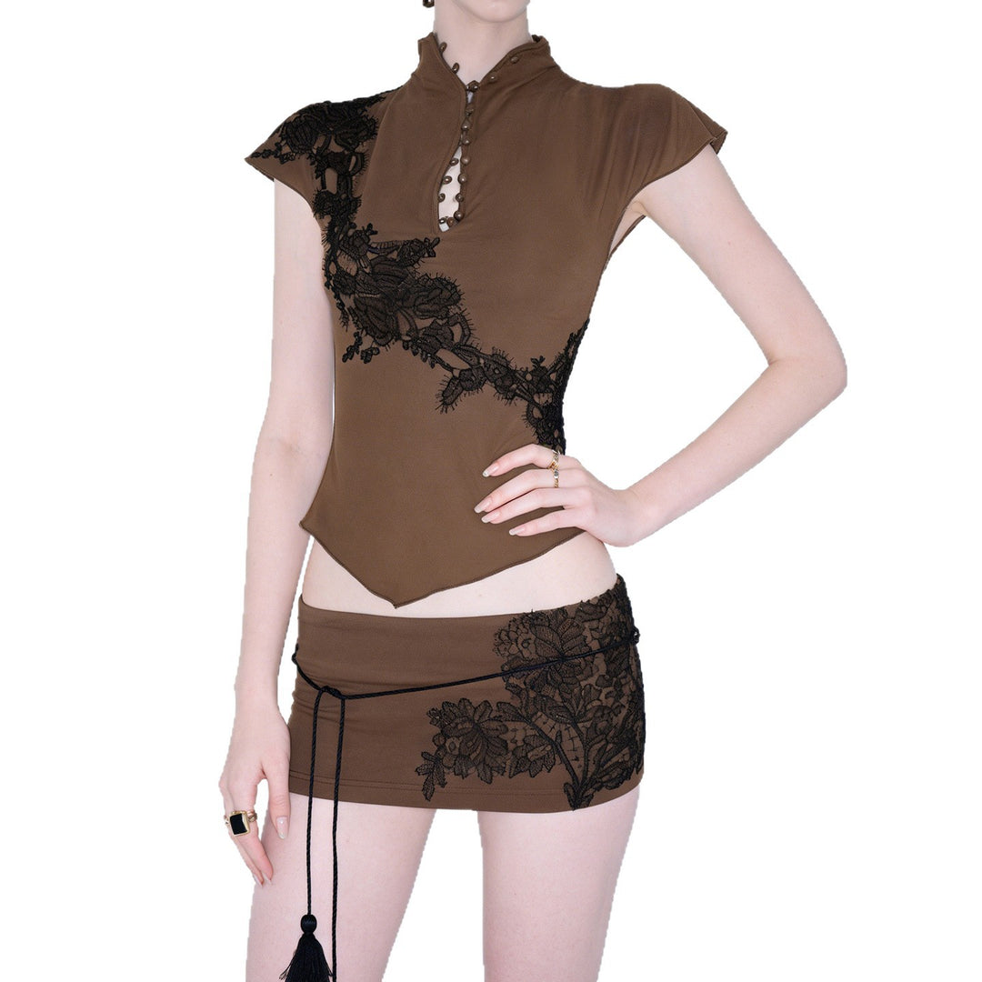 Damen Elegantes Poloshirt mit Spitzenapplikation und Knopfdetails Echo Archiv