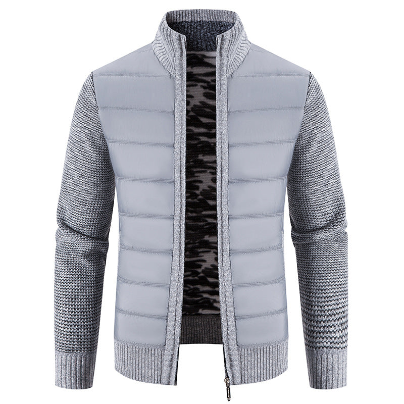 Herren nan Hybrid-Strick-Steppjacke mit wattierter Front, ergonomischen Strickärmeln und hohem Stehkragen Echo Archiv