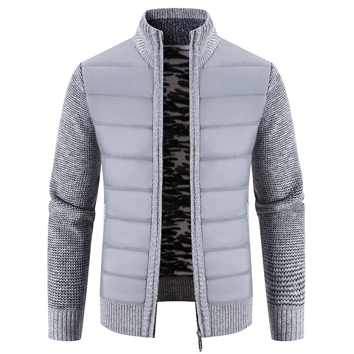 Herren nan Hybrid-Strick-Steppjacke mit wattierter Front, ergonomischen Strickärmeln und hohem Stehkragen Echo Archiv