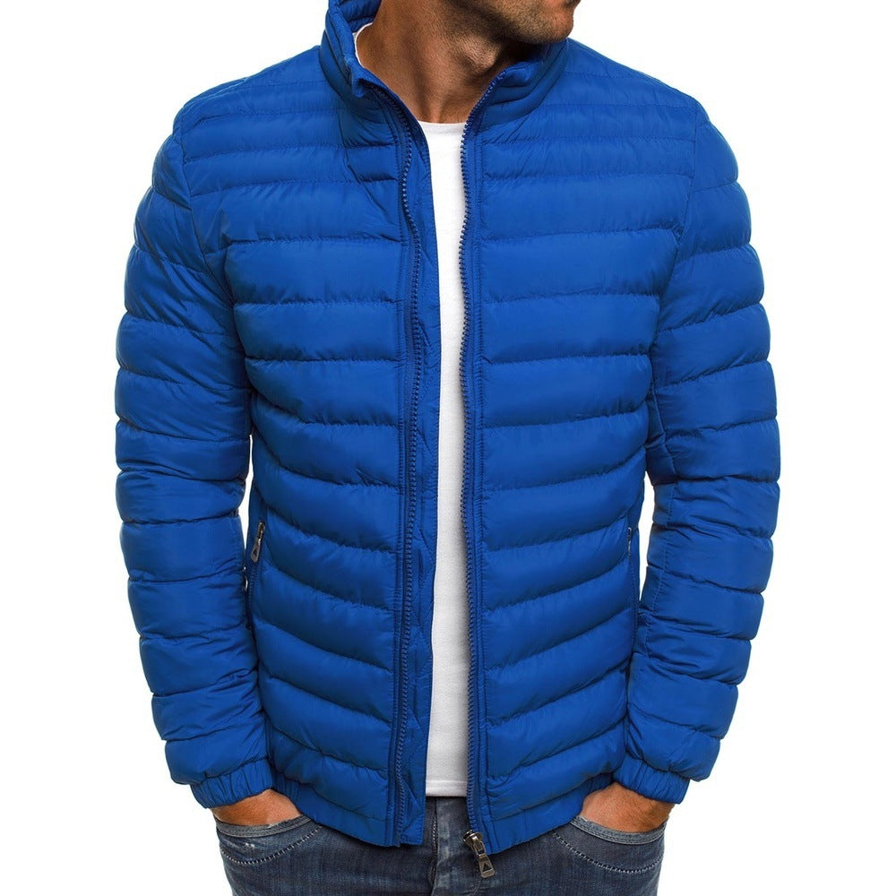 Herren leichte Steppjacke mit hohem Kragen und praktischen Taschen Echoarchiv