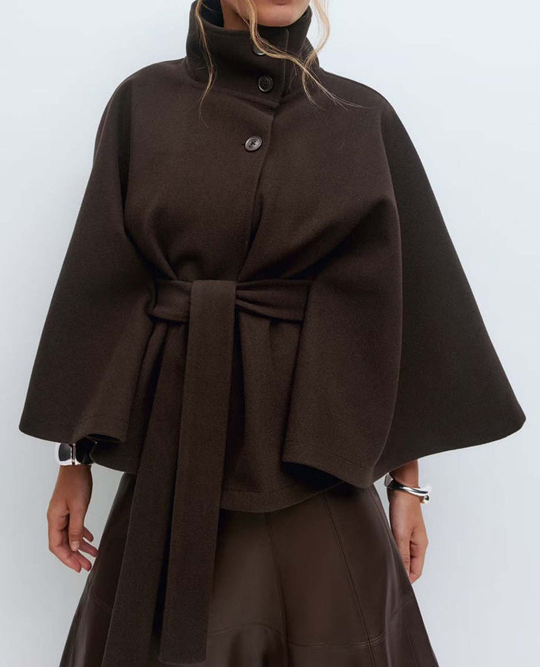 Damen Kurzcape-Mantel mit Stehkragen, Oversize-Ärmeln und Bindegürtel Echo Archiv