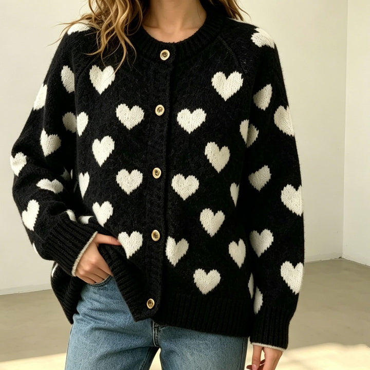 Damen Kuscheliger Jacquard-Cardigan mit Herzmotiv, Raglanärmeln und Knopfleiste – Veloura