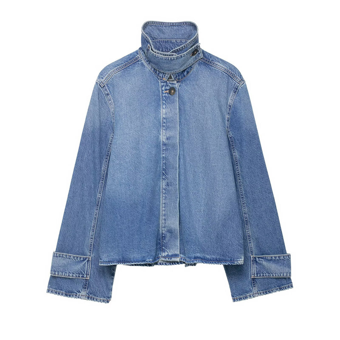 Damen Cropped Boxy-Jeansjacke mit hohem Funnelkragen und extraweiten Manschetten Echoarchiv