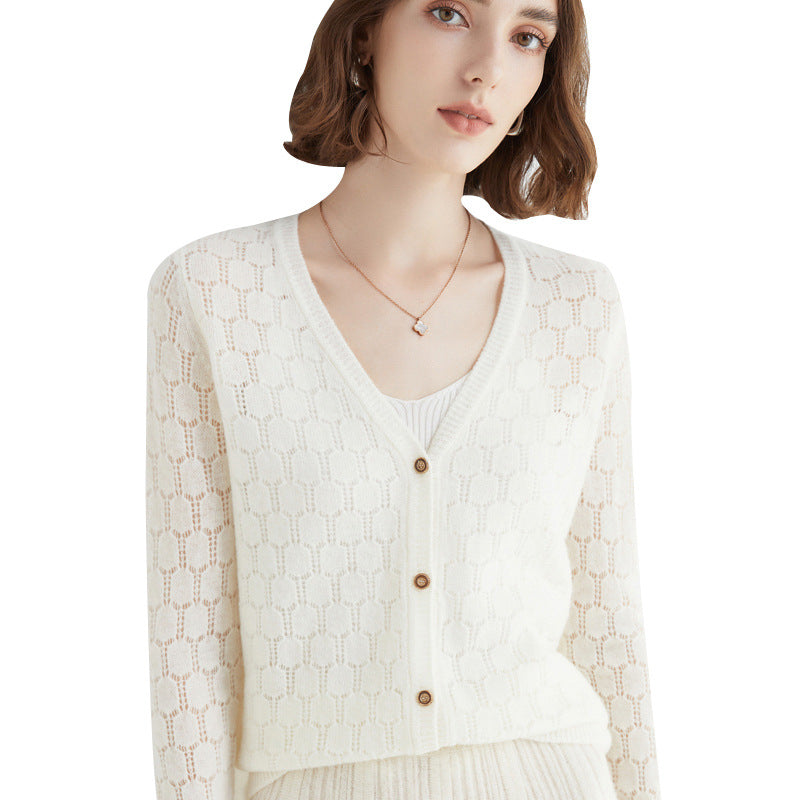Damen Ultraleichter Mockneck-Pullover aus kaschmirähnlichem Feinstrick mit verlängerter Saumlinie Echoarchiv