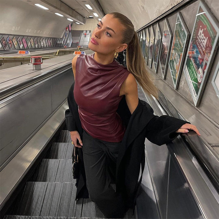Damen Leger geschnittene Kunstlederbluse mit asymmetrischem Saum und elegantem Stehkragen Echo Archiv