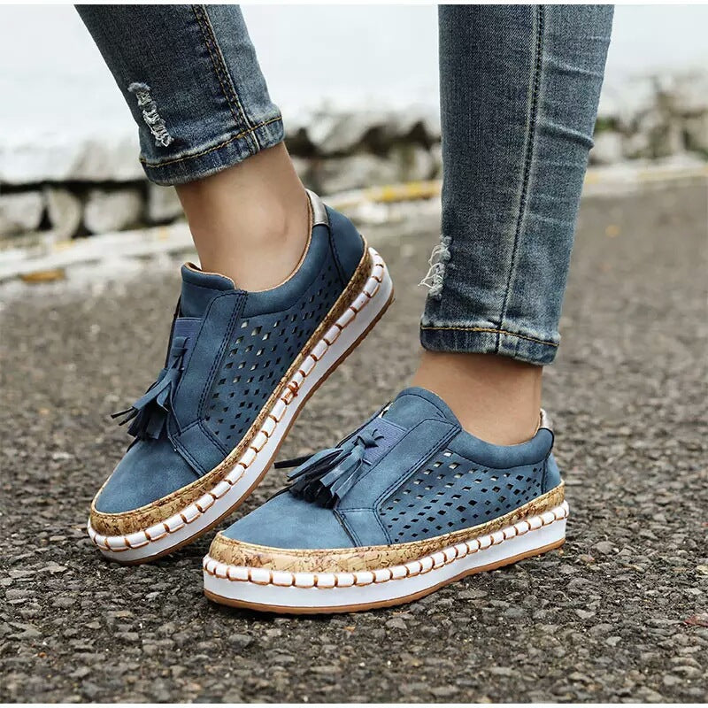 Damen lässige Slip-On Loafer mit Quaste perforiertem Obermaterial und Korkdetails Echo Archiv