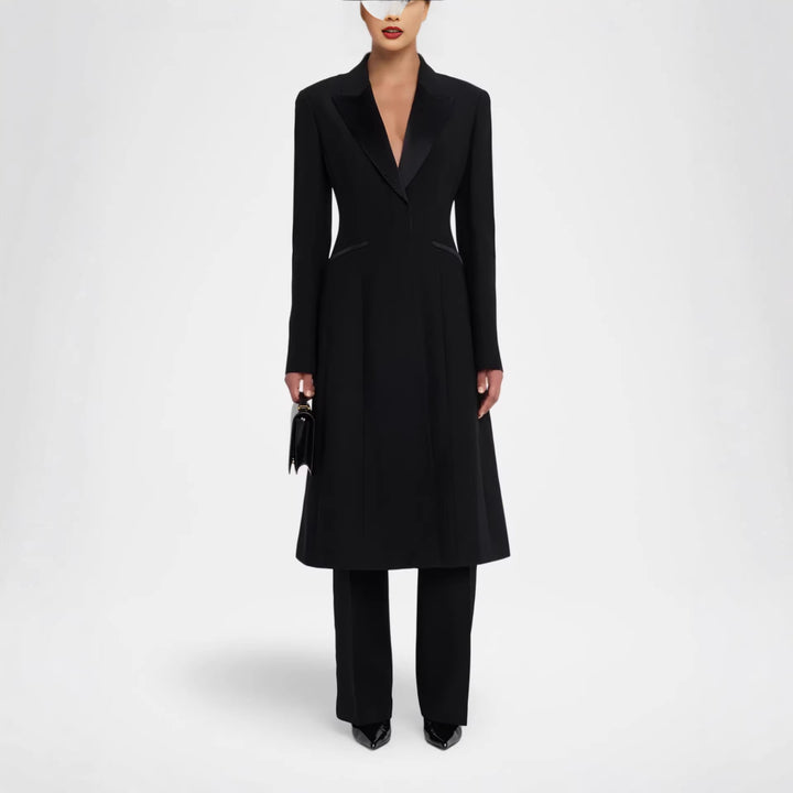 Damen Taillierter Abendlicher Mantel-Blazer mit Satinrevers und schlanker Silhouette Echoarchiv