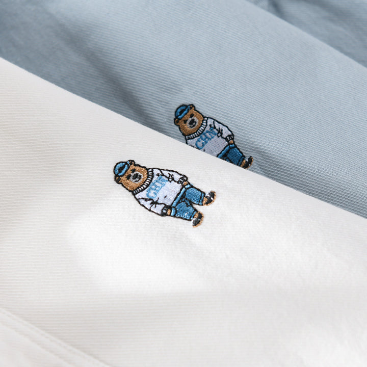 Herren Leichtes Hemd-Overshirt aus Baumwolltwill mit kleiner Figurenstickerei und kastigem Schnitt Echoarchiv