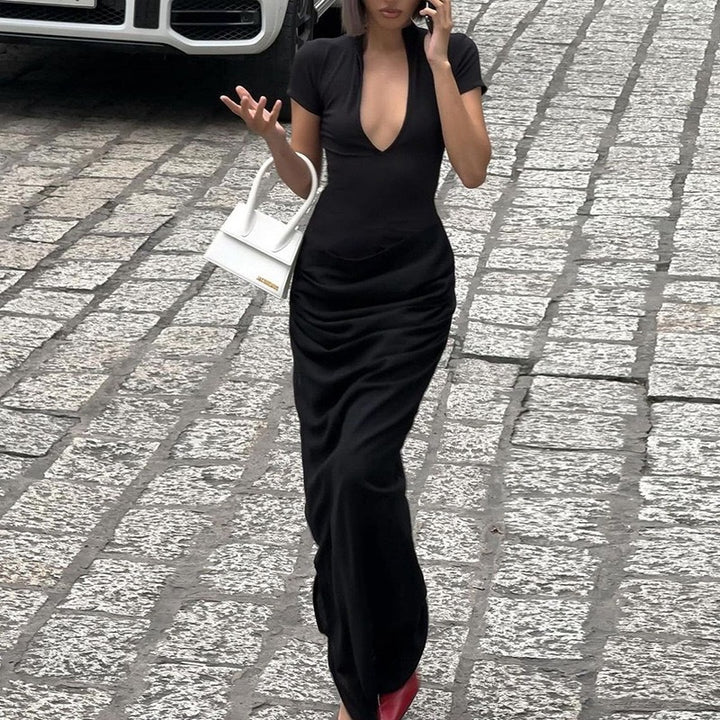 Damen Figurnahes Maxikleid mit tiefem V-Ausschnitt und seitlichen Raffungen Echo Archiv