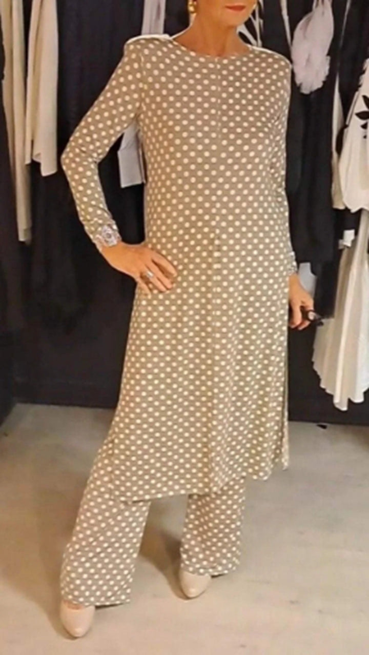 Damen nan Pünktchen-Lounge-Ensemble mit langer A-Linien-Tunika, mittigem Frontschlitz und weiter Palazzohose Echo Archiv