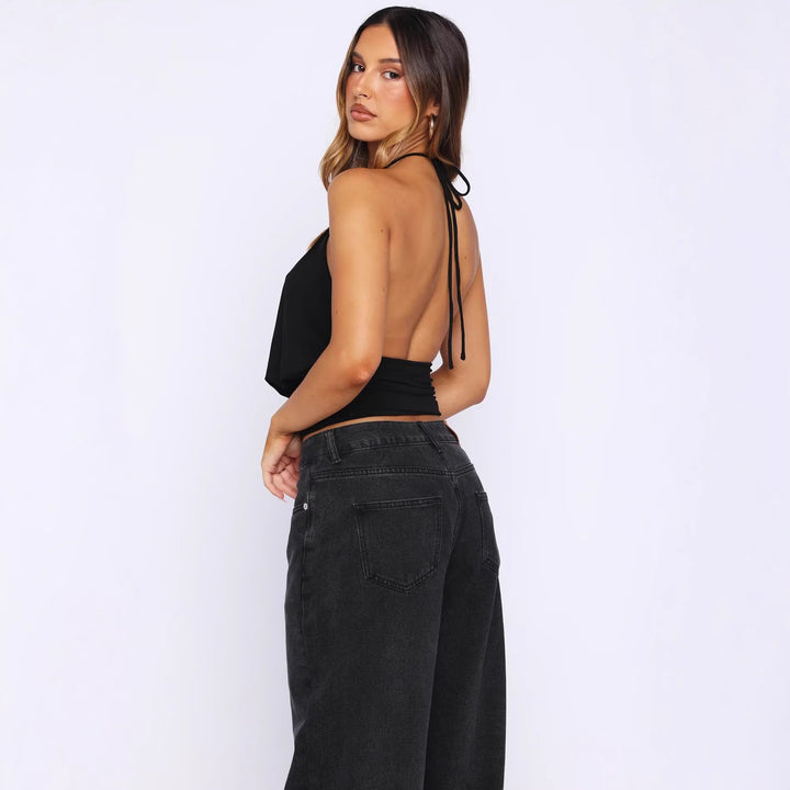 Damen Elegantes Halterneck-Top mit raffiniertem Ausschnitt und dekorativem Ringdetail Echo Archiv