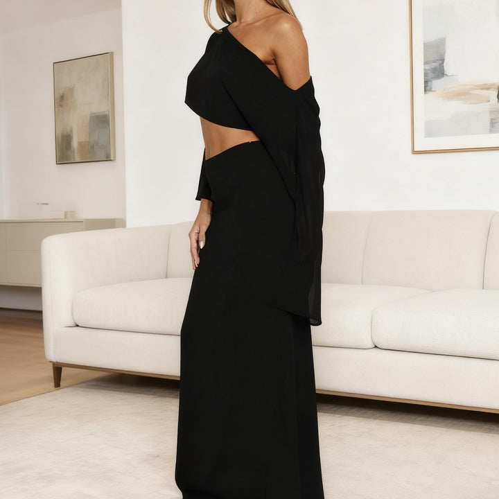 Damen Elegantes Maxi-Kleid mit asymmetrischem Schnitt und langem Arm Echo Archiv