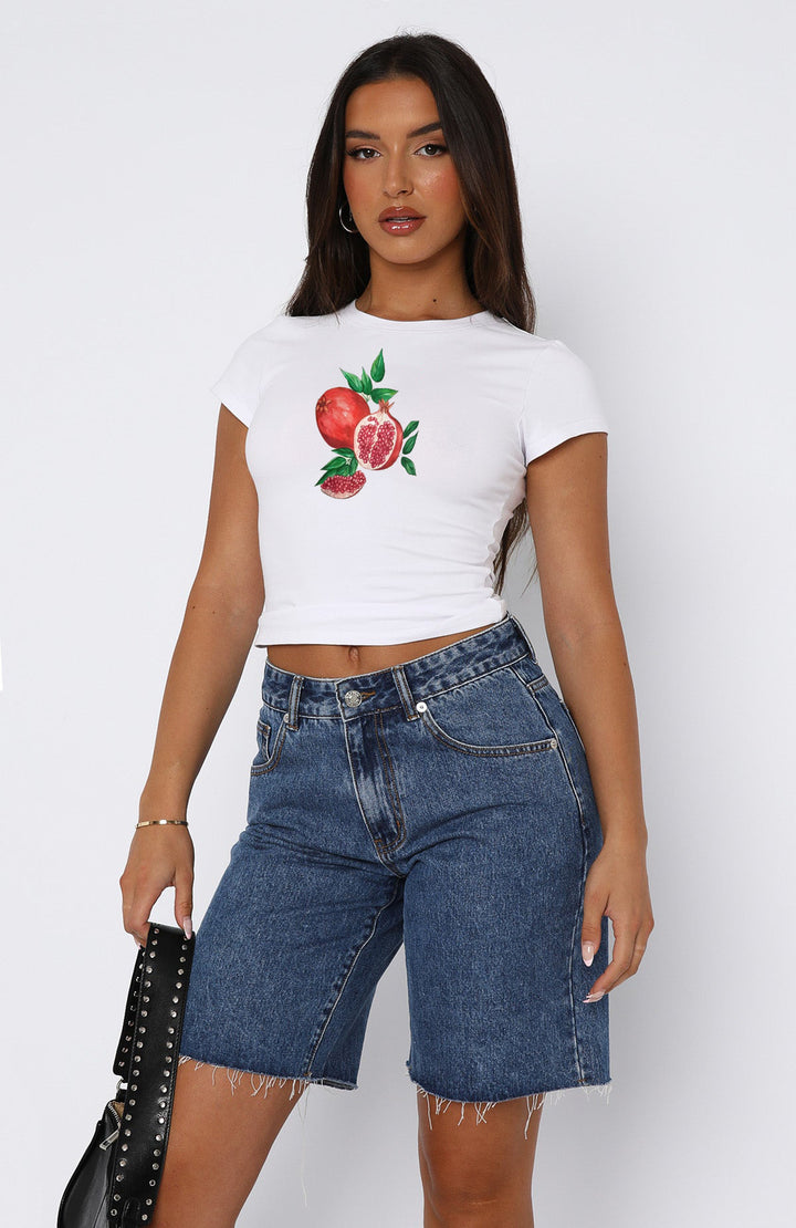 Damen Kurzarm Crop-Top mit fruchtigem Motiv und figurbetontem Schnitt Echo Archiv