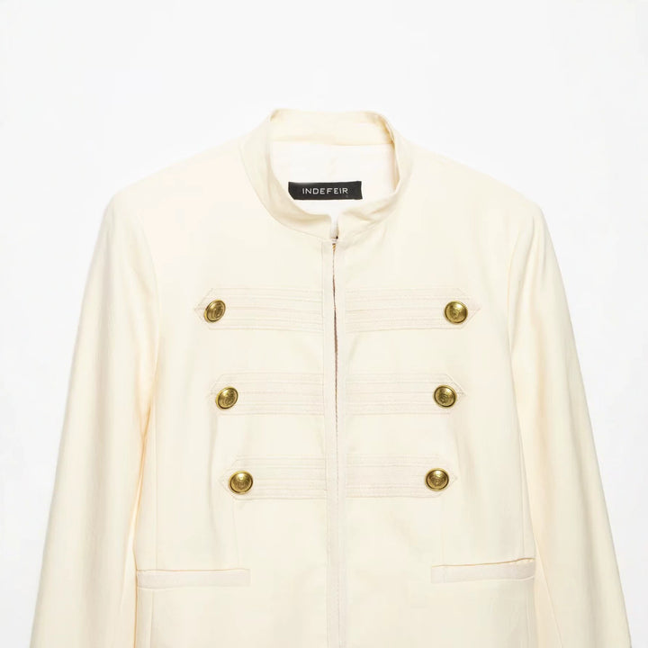 Damen Cropped Militärblazer mit Stehkragen, Zierstreifen und goldenen Statementknöpfen Echoarchiv