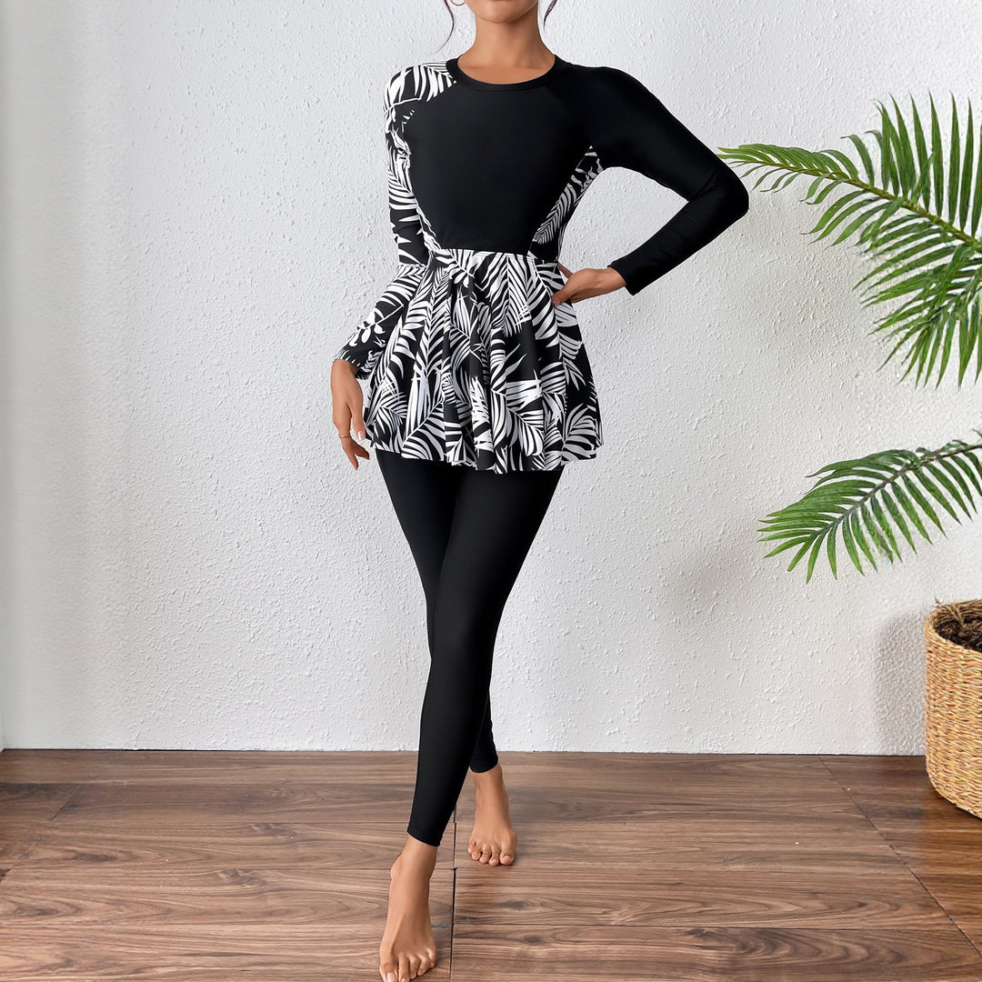 Damen Sportlicher Langarm Badeanzug mit Rüschendetails Echo Archiv