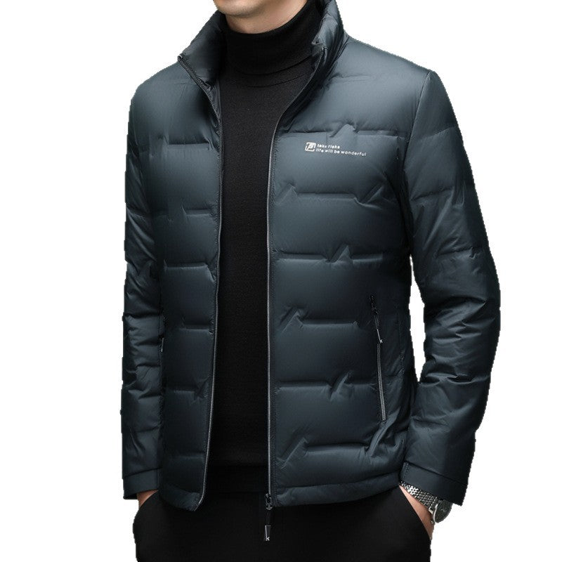 Herren Daunenjacke mit hohem Kragen und leichtem Futter Echoarchiv