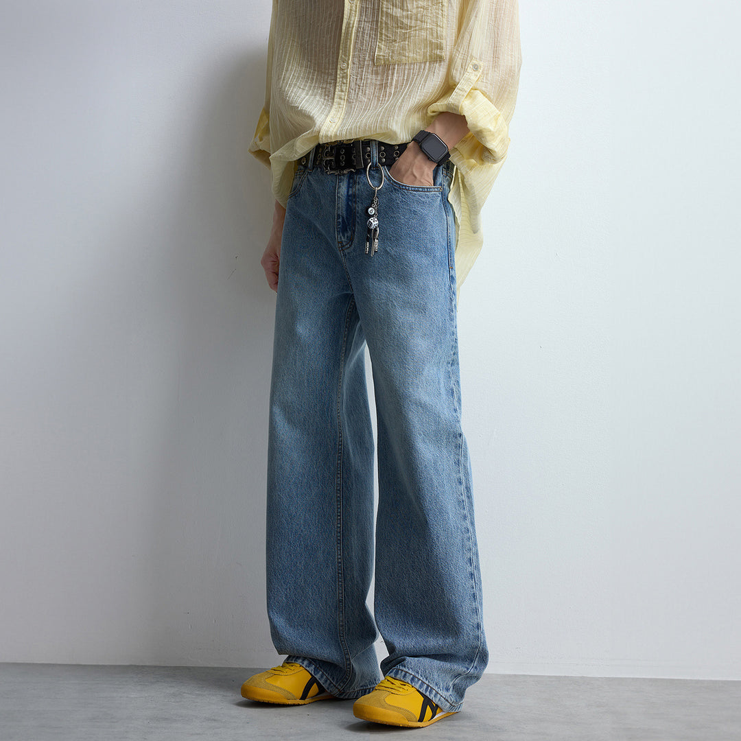 Damen Relaxed-Jeans mit extra weitem Bein, hoher Bund und cleanem Minimal-Design Echo Archiv
