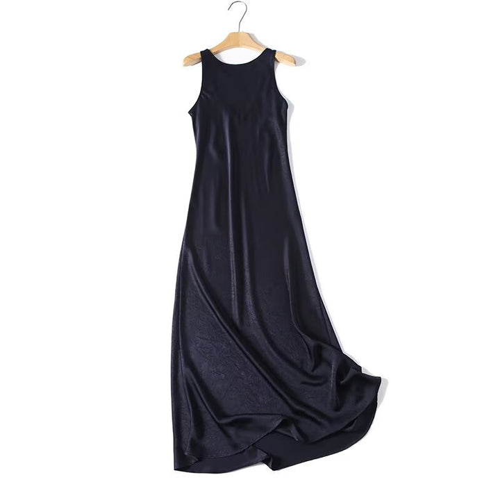 Damen Langes Seidenkleid mit elegantem Rückenausschnitt Echo Archiv