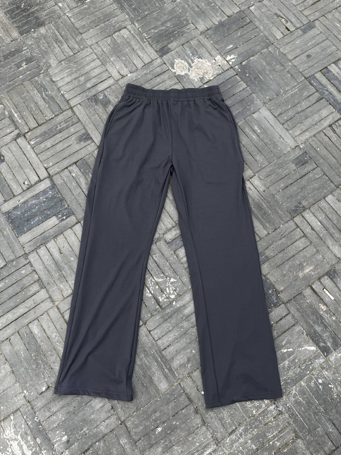 Herren Bequeme und atmungsaktive Freizeithose Echo Archiv