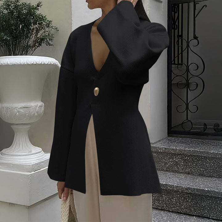 Damen taillierter Feinstrick-Cardigan mit V-Ausschnitt, Zierknopf und frontaler Schlitz – Veloura