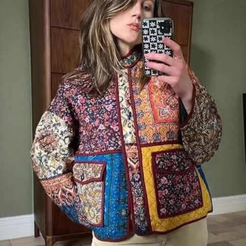 Damen Oversize Patchwork-Steppjacke mit Stehkragen und aufgesetzten Taschen – Célinea