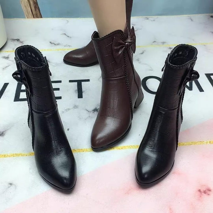 Damen Elegante Stiefeletten mit Riemchen und modischem Schleifen-Detail Echo Archiv