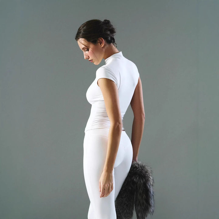 Damen figurbetontes Oberteil mit Choker-Ausschnitt Echo Archiv