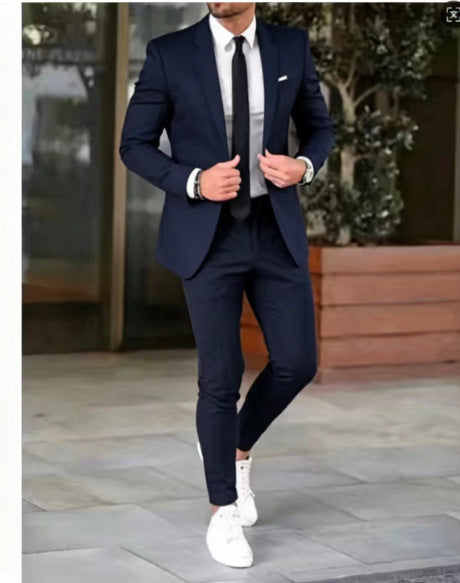Herren nan tailliertes Anzugset aus leichtem Stretch-Twill mit Ein-Knopf-Sakko und Flat-Front-Hose Echo Archiv