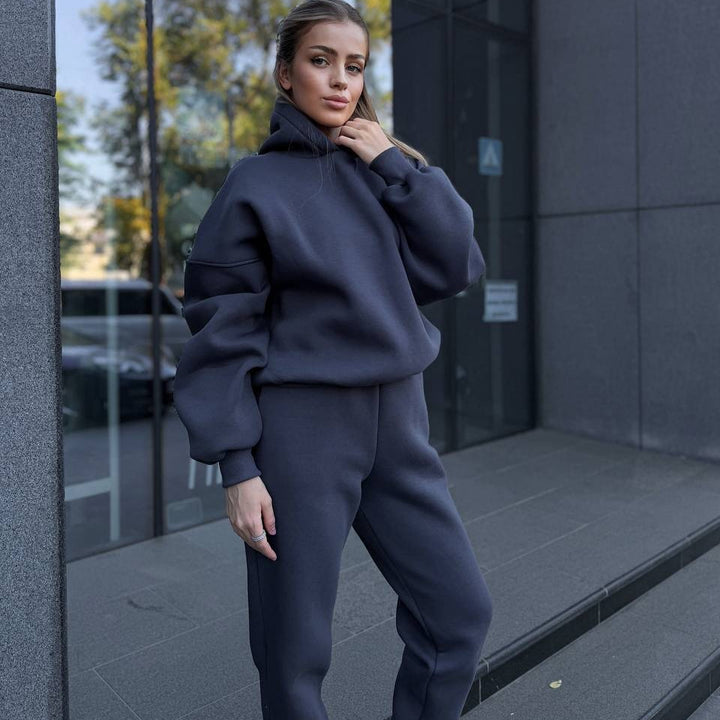 Damen Oversized-Fleece-Sweatset mit Kapuze und konisch zulaufender Jogginghose – Avérine