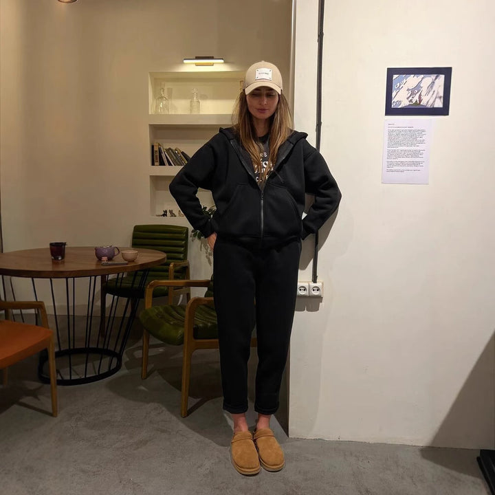 Damen lässiges Fleece-Zweiteiler mit Oversize-Kapuzenjacke und tapered Joggerhose – Auréline