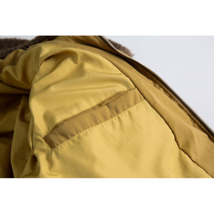 Damen Gekürzte wattierte Bomberjacke mit Teddykragen und aufgesetzten Klappentaschen Echo Archiv