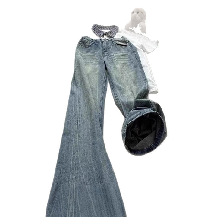 Damen Weitgeschnittene Bootcut-Jeans Echoarchiv