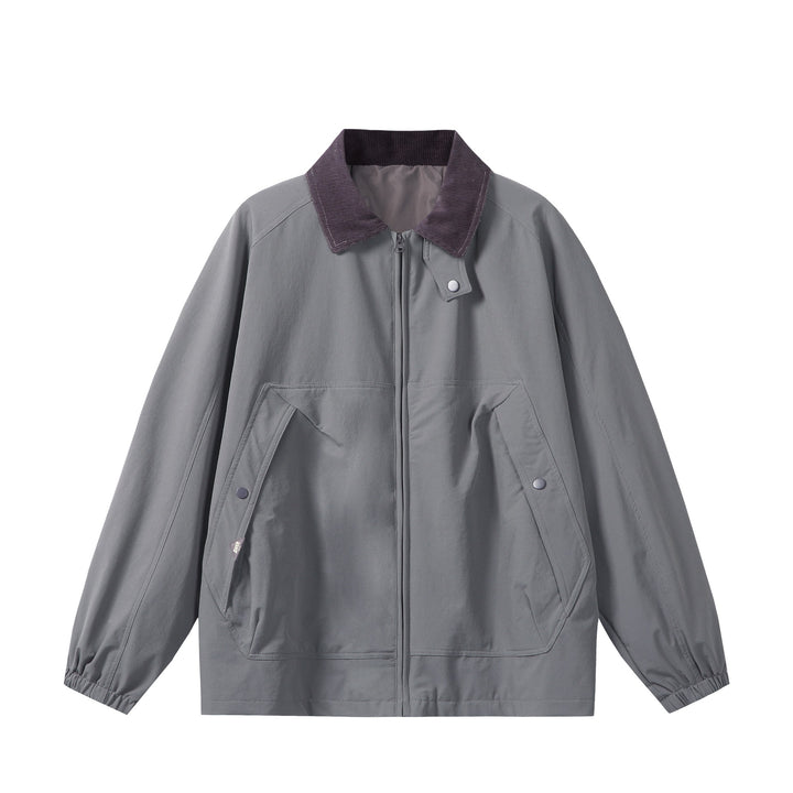 Unisex Kurz geschnittener Boxy-Blouson mit Cordkragen, Reißverschluss und Utility-Pattentaschen Echoarchiv