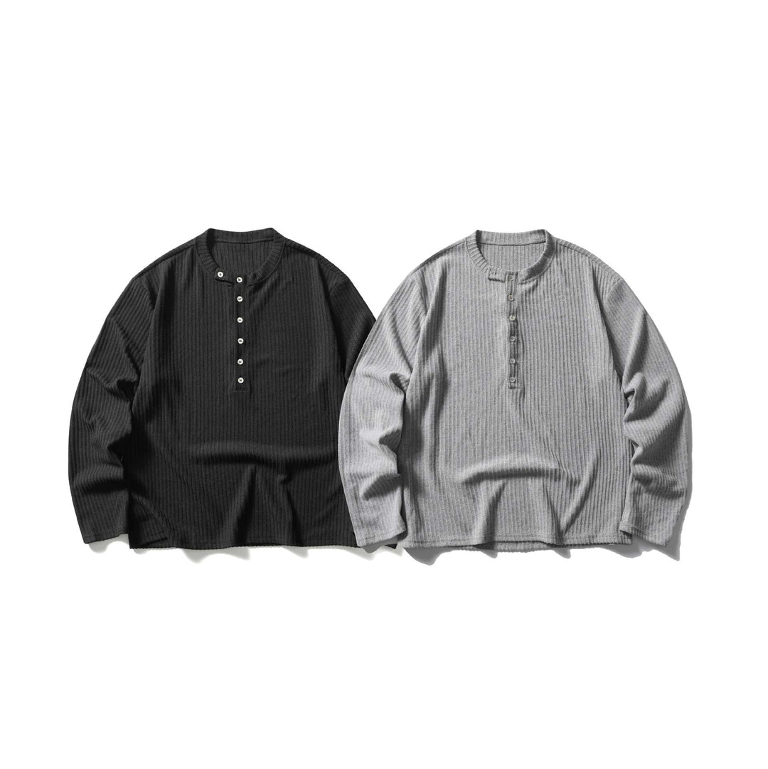 Unisex Gerippter Henley-Pullover mit Rundhals und durchgehender Knopfleiste Echoarchiv