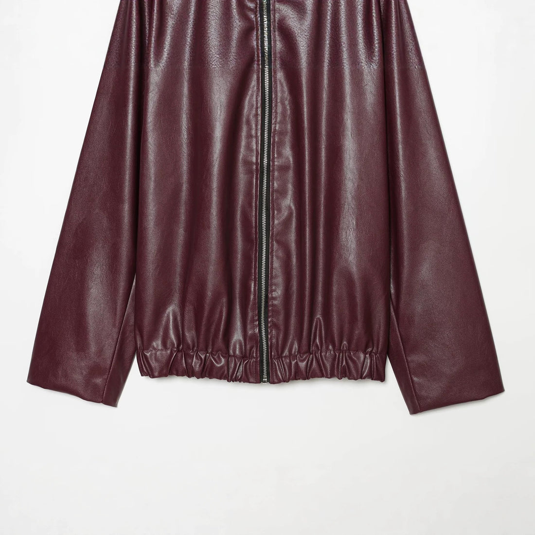 Damen Kurzgeschnittener Kunstleder‑Blouson mit Reißverschluss und gerafftem Saum Echoarchiv