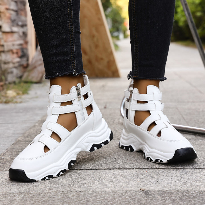 Damen  Keil-Sneaker-Sandalette mit Cut-Out Riemen, seitlichem Reißverschluss und profilierter Plateausohle Echo Archiv
