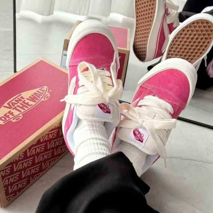 Damen Sneakers im Vintage-Stil mit farbigen Suede-Details Echo Archiv