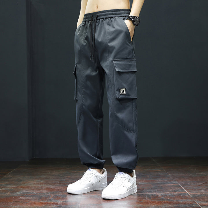 Herren Cargo-Hose mit praktischen Taschen und verstellbarem Bund Echoarchiv