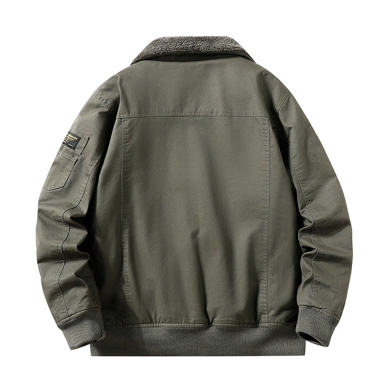 Herren Military-inspirierte Fliegerjacke mit Teddyfutter & Ärmeltasche Echoarchiv