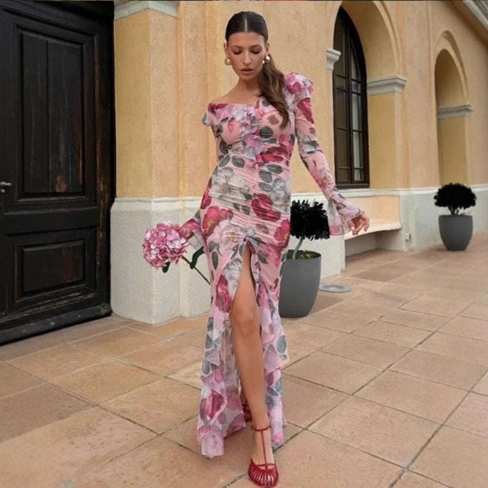 Damen Florales Chiffon-Maxikleid mit asymmetrischer Rüschen‑Schulter, geraffter Korsage & hohem Frontschlitz Echoarchiv