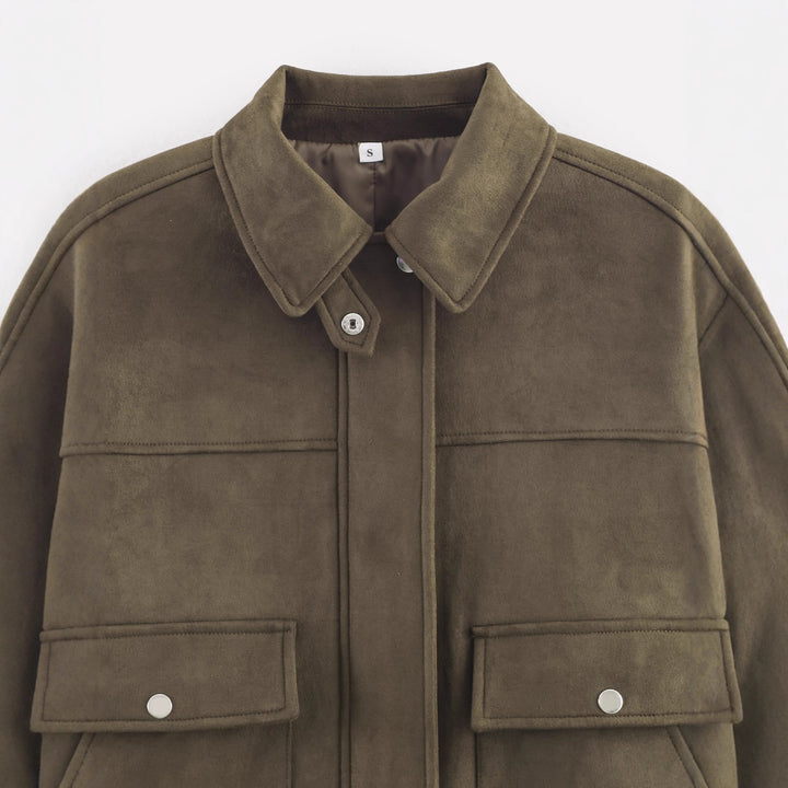 Damen Kurz geschnittene Wildlederoptik-Utility-Jacke mit aufgesetzten Klappentaschen Echo Archiv