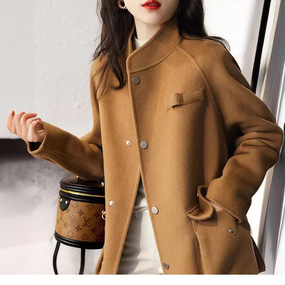 Damen modische Übergangsjacke mit praktischen Taschen Echoarchiv