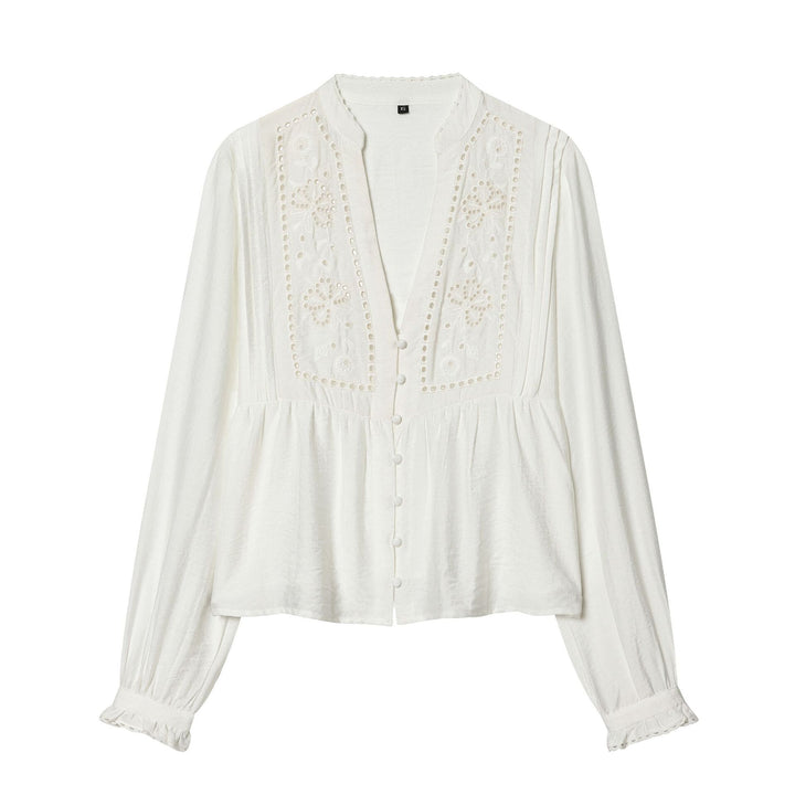 Damen leichte bestickte Baumwollbluse im Boho‑Stil mit Stehkragen, Zierknopfleiste und geraffter Empire‑Taille – Élovi