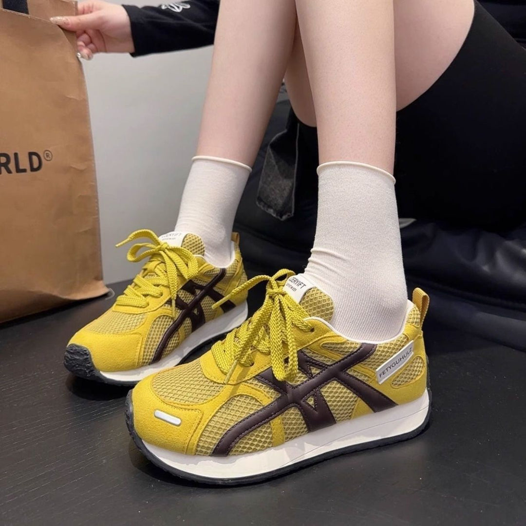 Damen Leichte Freizeit‑Sneaker mit Netzstruktur, stoßdämpfender EVA‑Zwischensohle und Overlay‑Design – Névara