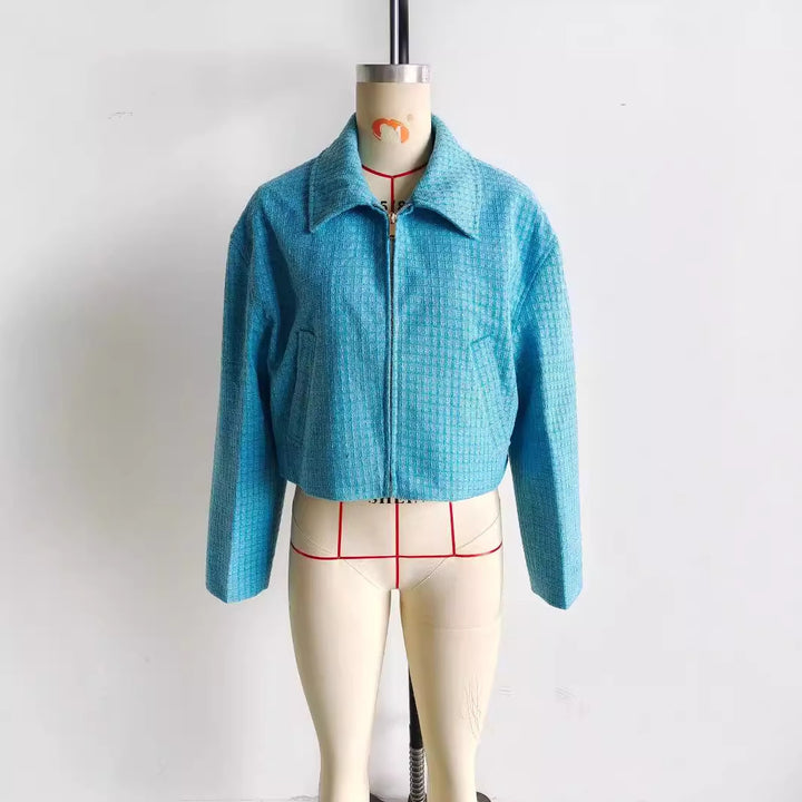 Damen Cropped Tweedjacke mit Hemdkragen, verdecktem Reißverschluss und Leistentaschen – Célinea